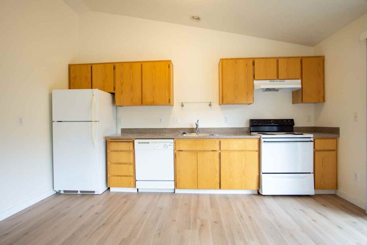 130 Se 105th Ave #H2 - Photo 5 of 14
