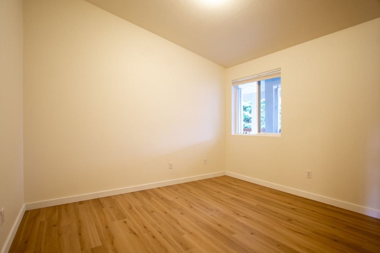 130 Se 105th Ave #H2 - Photo 7 of 14