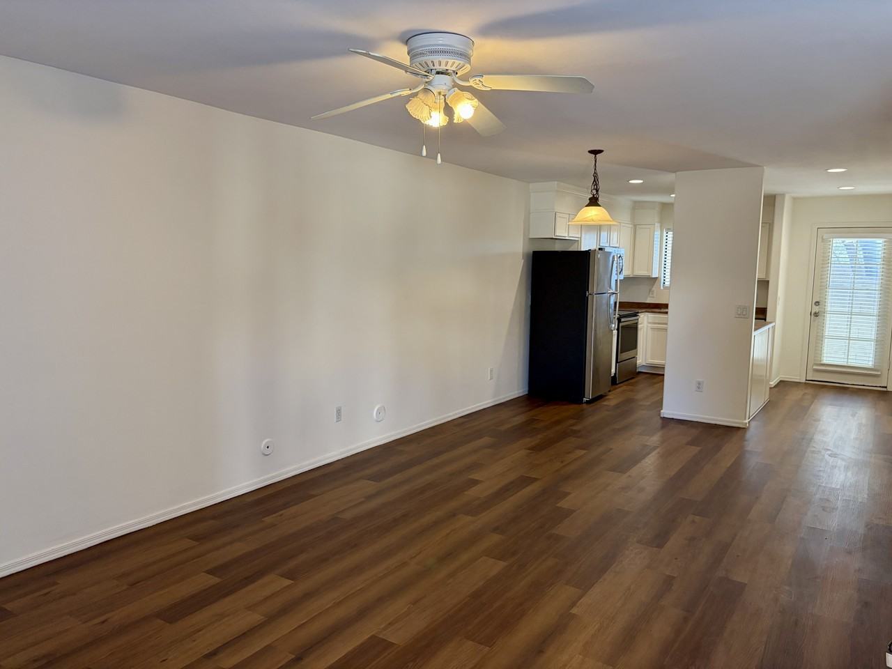 455 S Mesa Dr - Photo 3 of 12