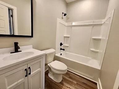 2312 Lavern Street - Photo 6 of 24