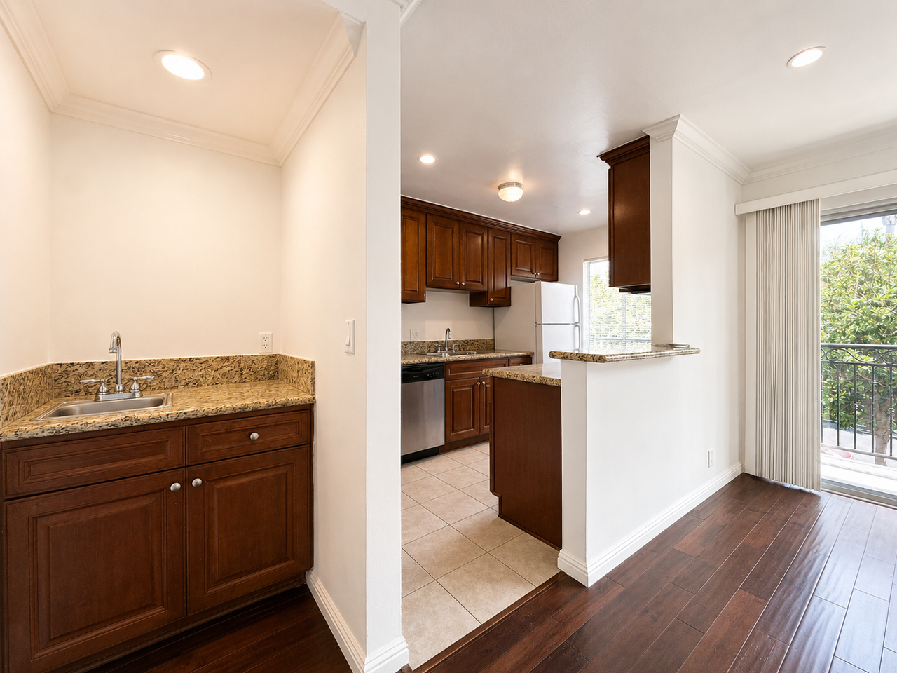 1831 Camden Ave. - Photo 5 of 21