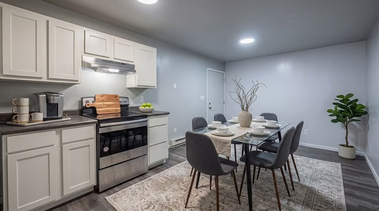 Peach Creek Apartments - Photo 3 of 8