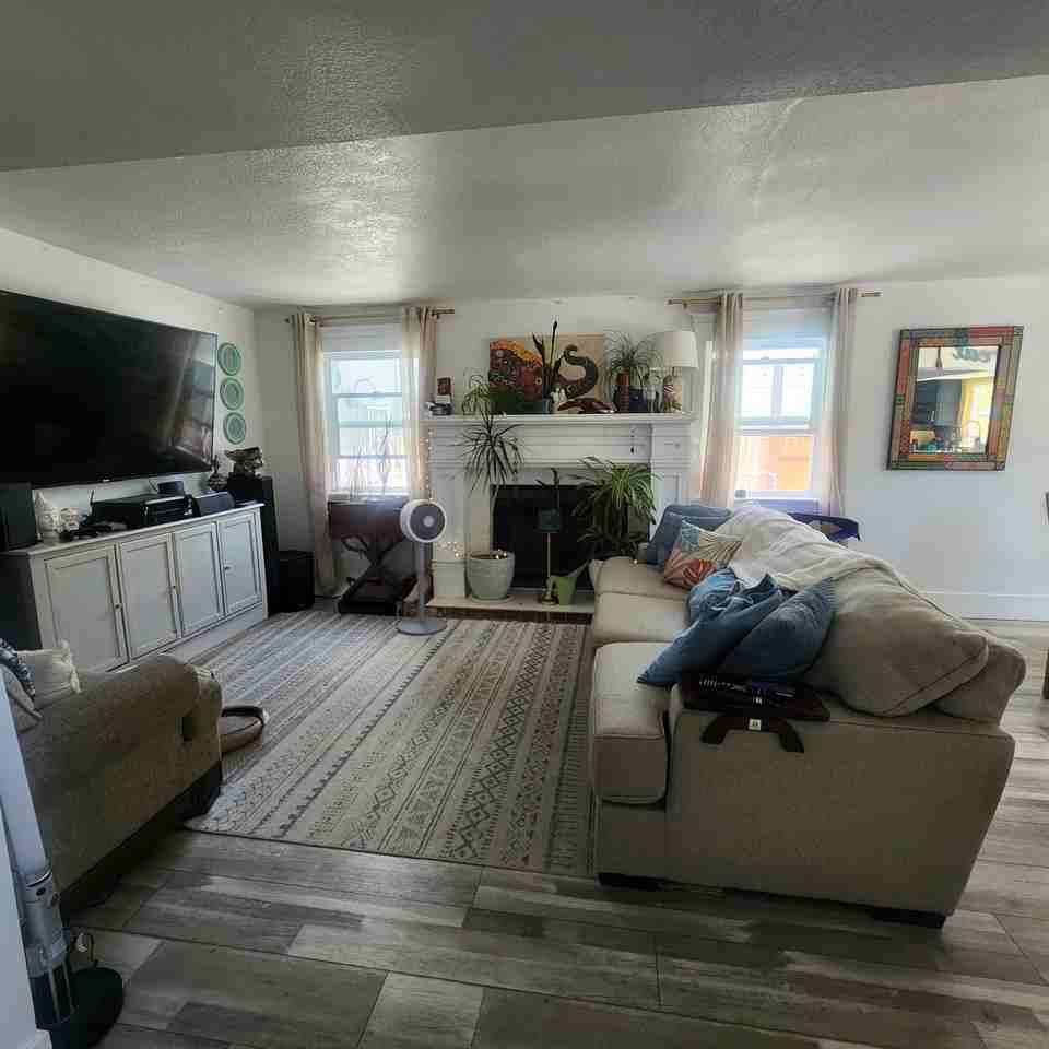 1627 Satellite Dr #1 - Photo 5 of 11