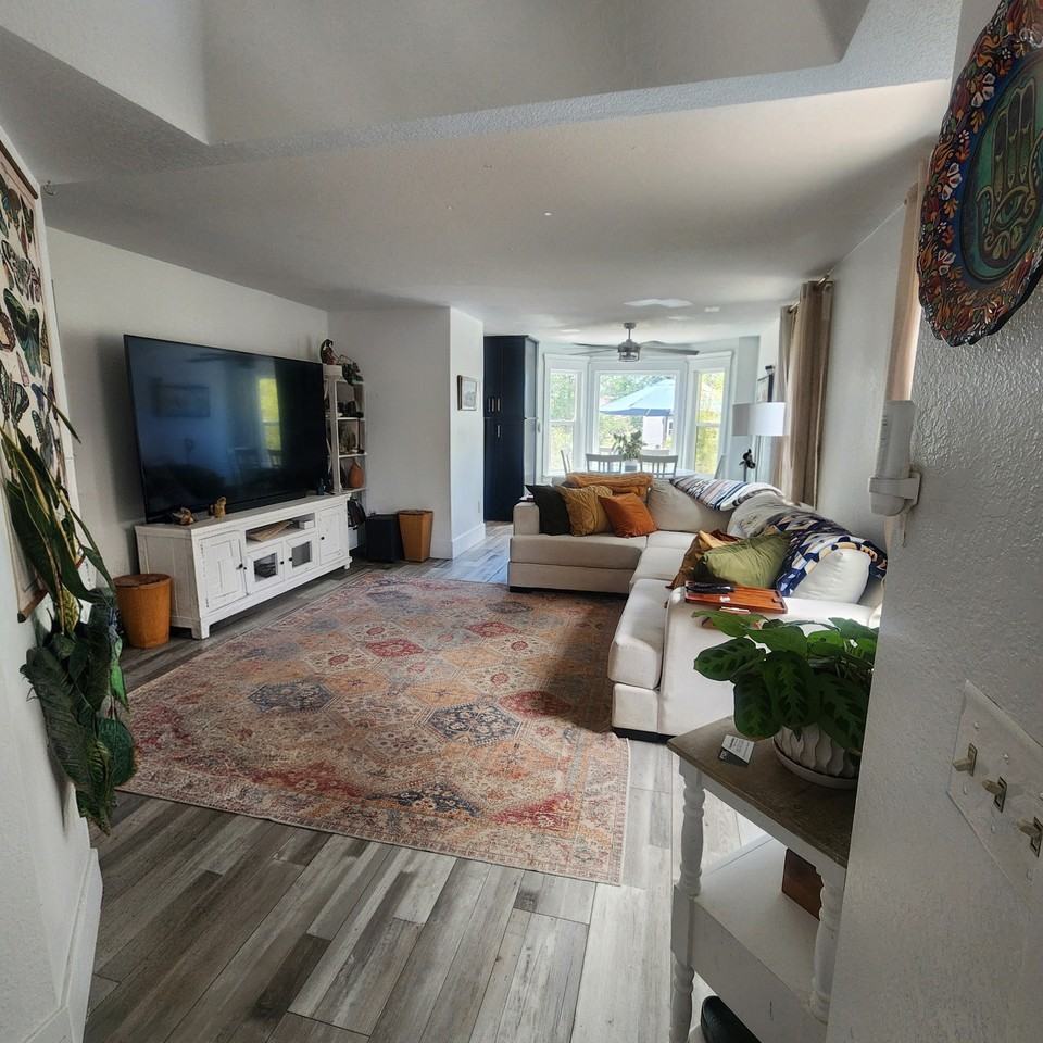1627 Satellite Dr #1 - Photo 6 of 11