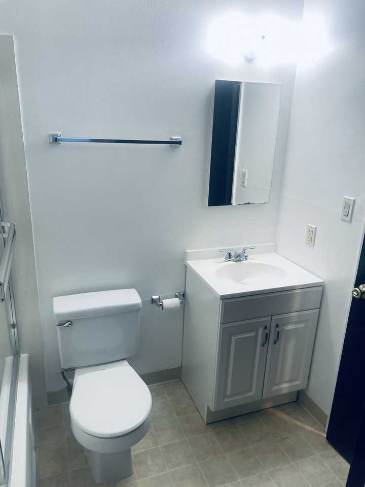 88 Garland AveUnit 205 #205 - Photo 5 of 7