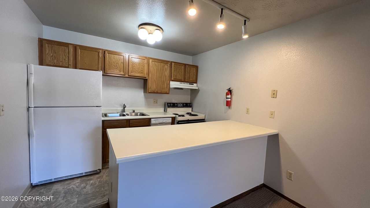 10250 Jamestown Dr #B6 - Photo 3 of 13