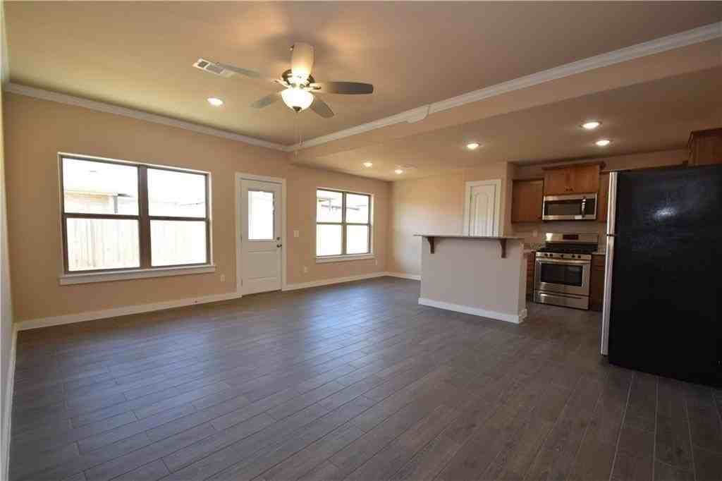 1540 Sandpiper St - Photo 5 of 18