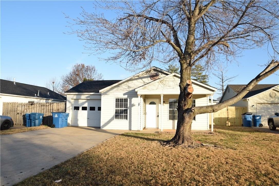 2515 Se 3rd St - Photo 2 of 11