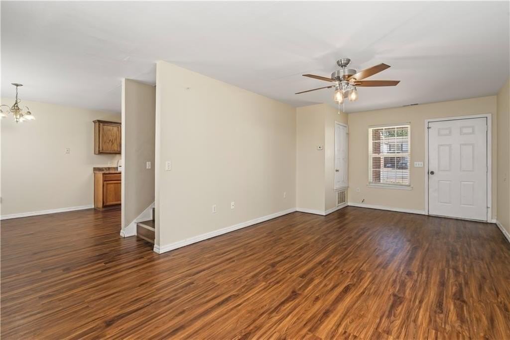 2910 Dawn Ct #C - Photo 6 of 13