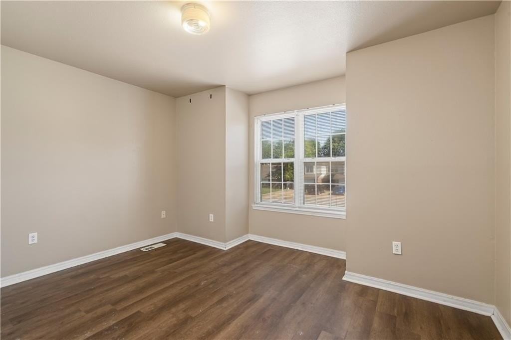 2910 Dawn Ct #C - Photo 7 of 13