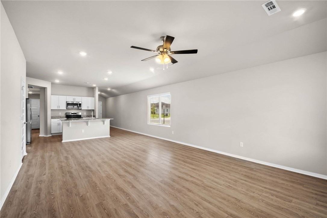 2514 E Meramec St - Photo 4 of 18