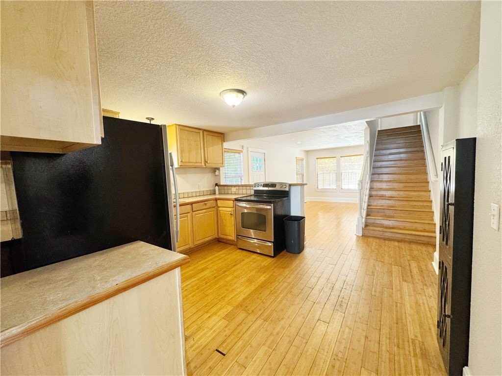 120 N Washington Ave - Photo 7 of 29