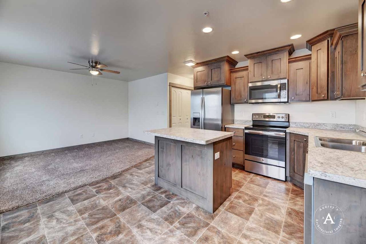 2074 Gold Ave #2074 - Photo 6 of 24