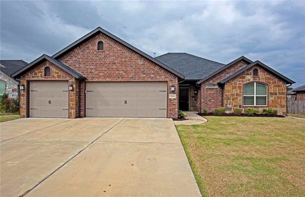 1906 Sw Cypress St - Photo 2 of 25