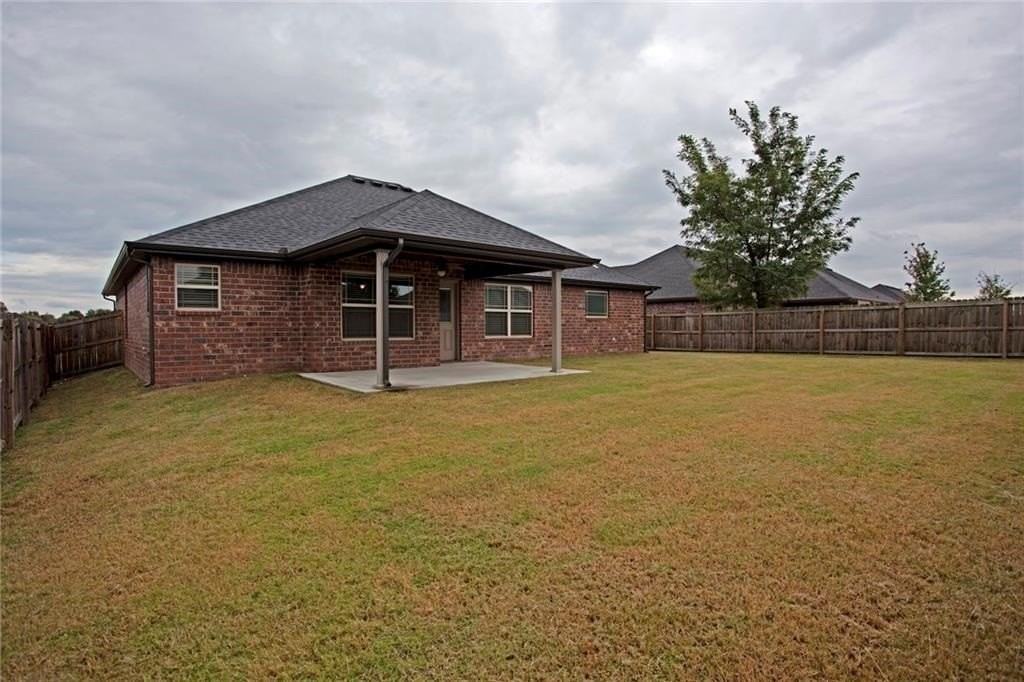 1906 Sw Cypress St - Photo 5 of 25