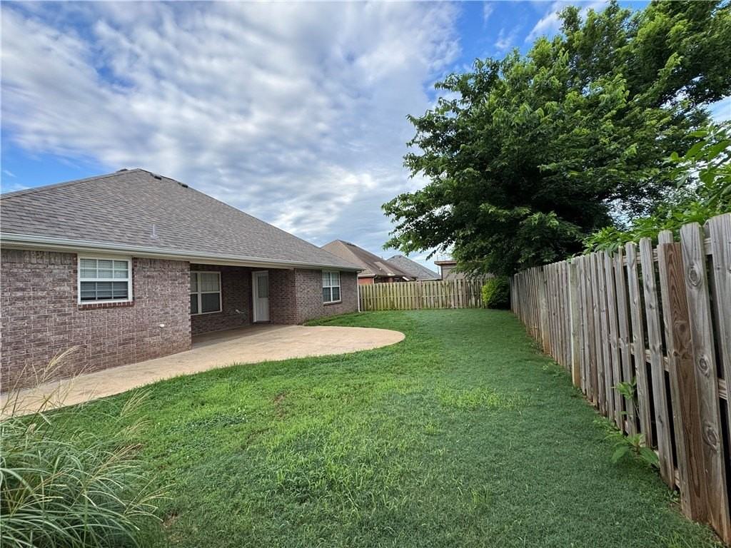 3905 W Amour Dr - Photo 4 of 20