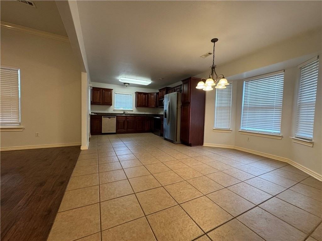 3905 W Amour Dr - Photo 7 of 20