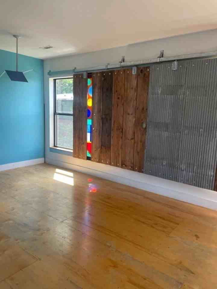 484 S Mashburn Ave - Photo 3 of 11