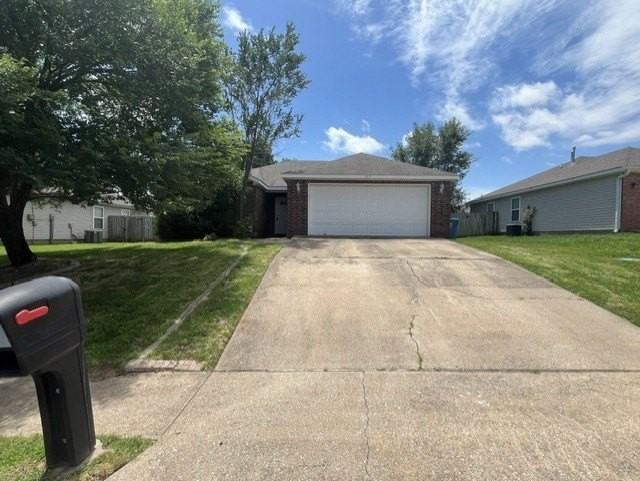 2607 Sw 10th St - Photo 2 of 12