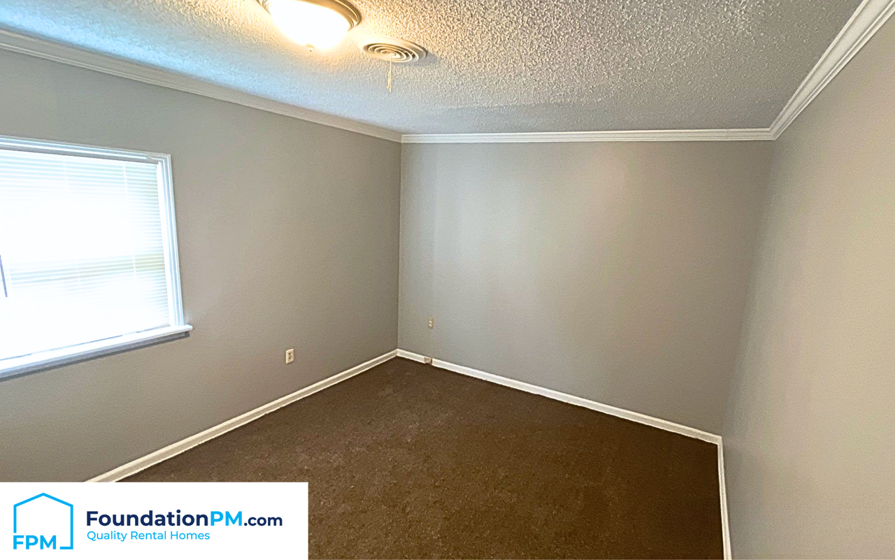 3083 Dothan St #1 - Photo 7 of 10