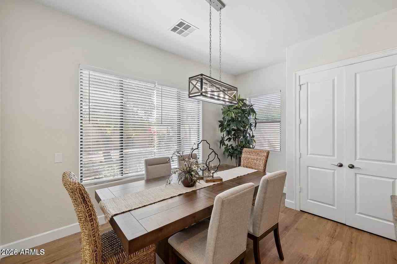 16195 W Glenrosa Ave - Photo 7 of 33