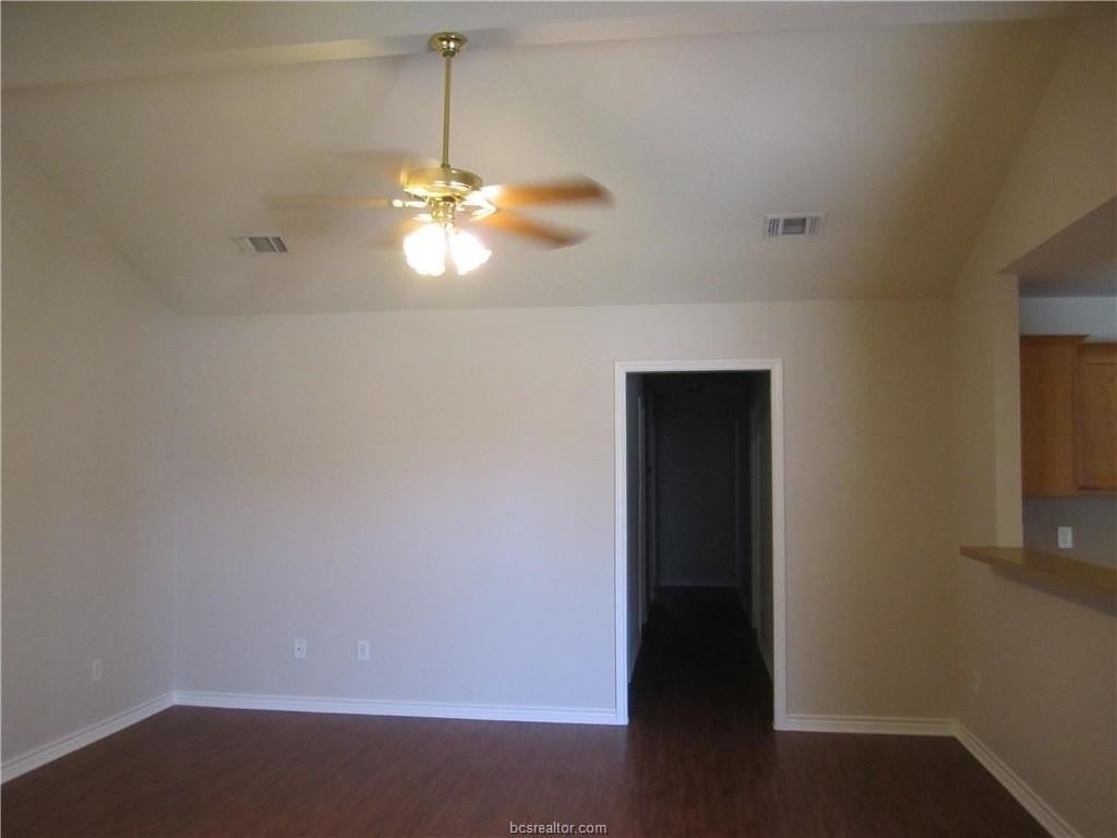 3607 Glenna Ct - Photo 3 of 21