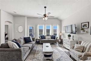 featured image of 2721 Porters Way