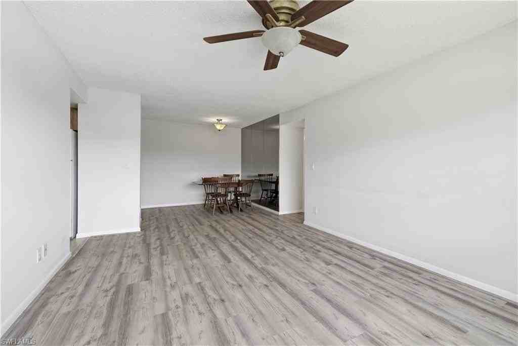 6136 Whiskey Creek Dr Apt 521 - Photo 4 of 23