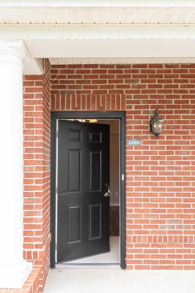 24100 Harbour Vista Cir - Photo 2 of 19