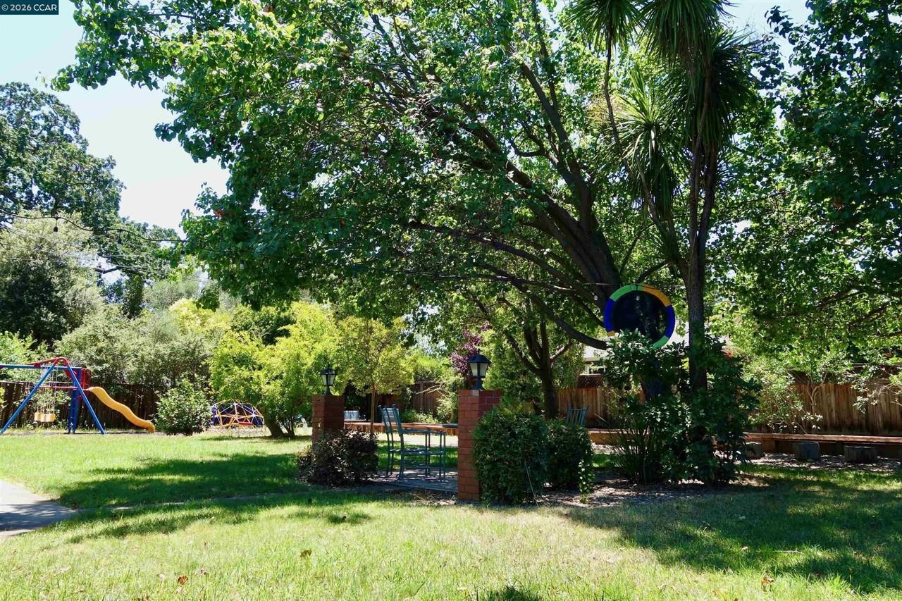 2591 Walnut Blvd #ADU - Photo 6 of 9