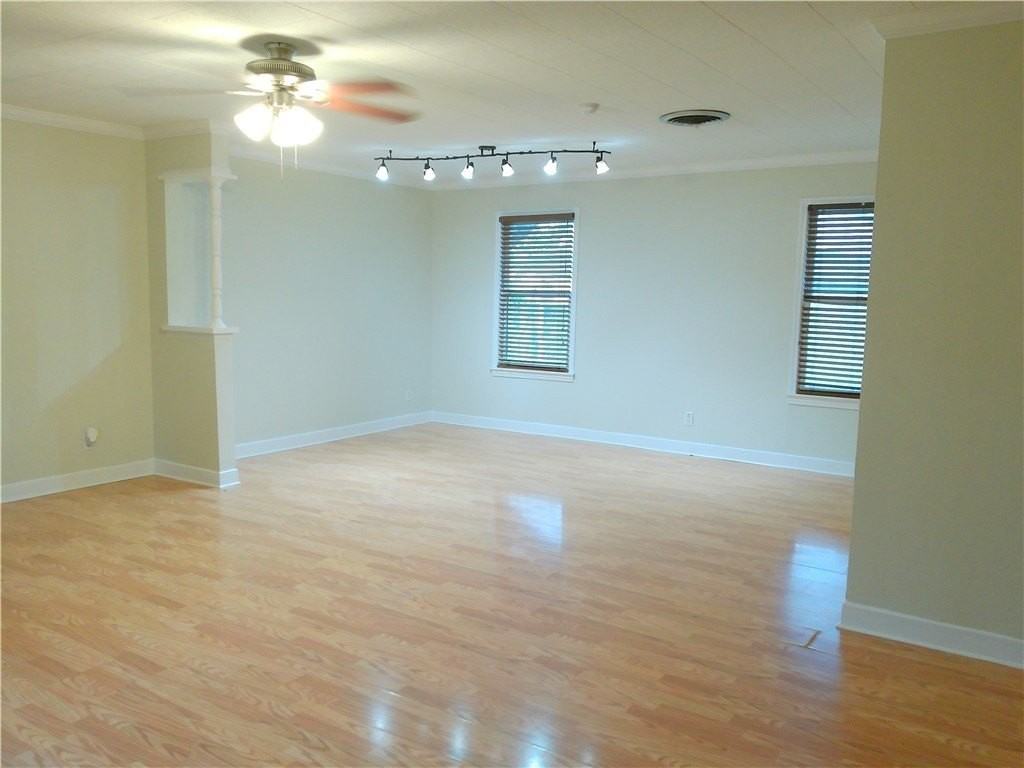 4026 Brentwood Dr - Photo 6 of 15