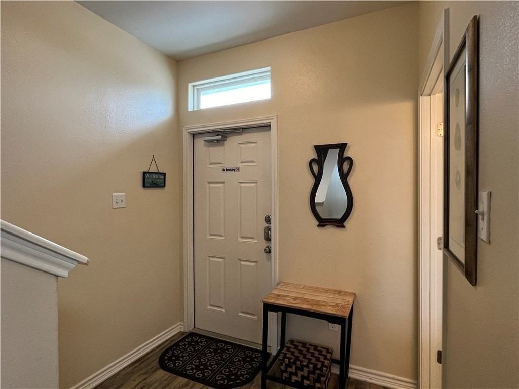 15128 Dory Dr - Photo 6 of 30