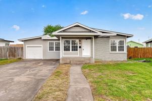 featured image of 929 Ashland Dr