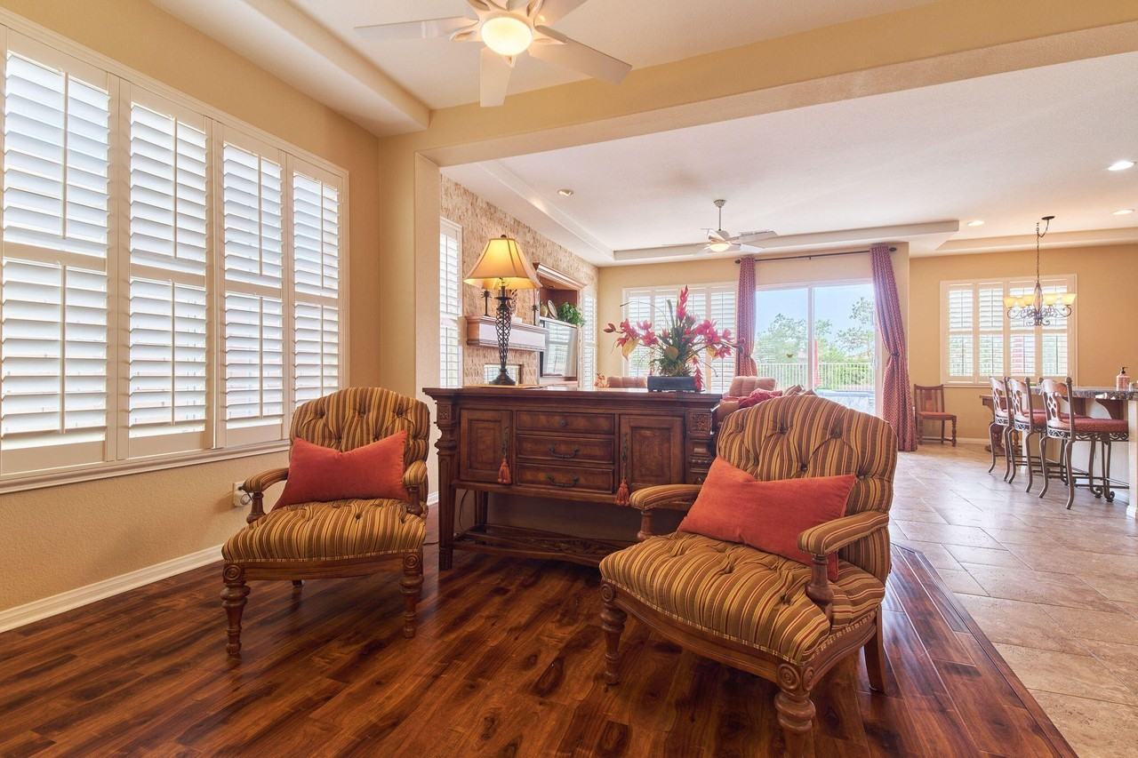 43424 Bordeaux Dr - Photo 4 of 50