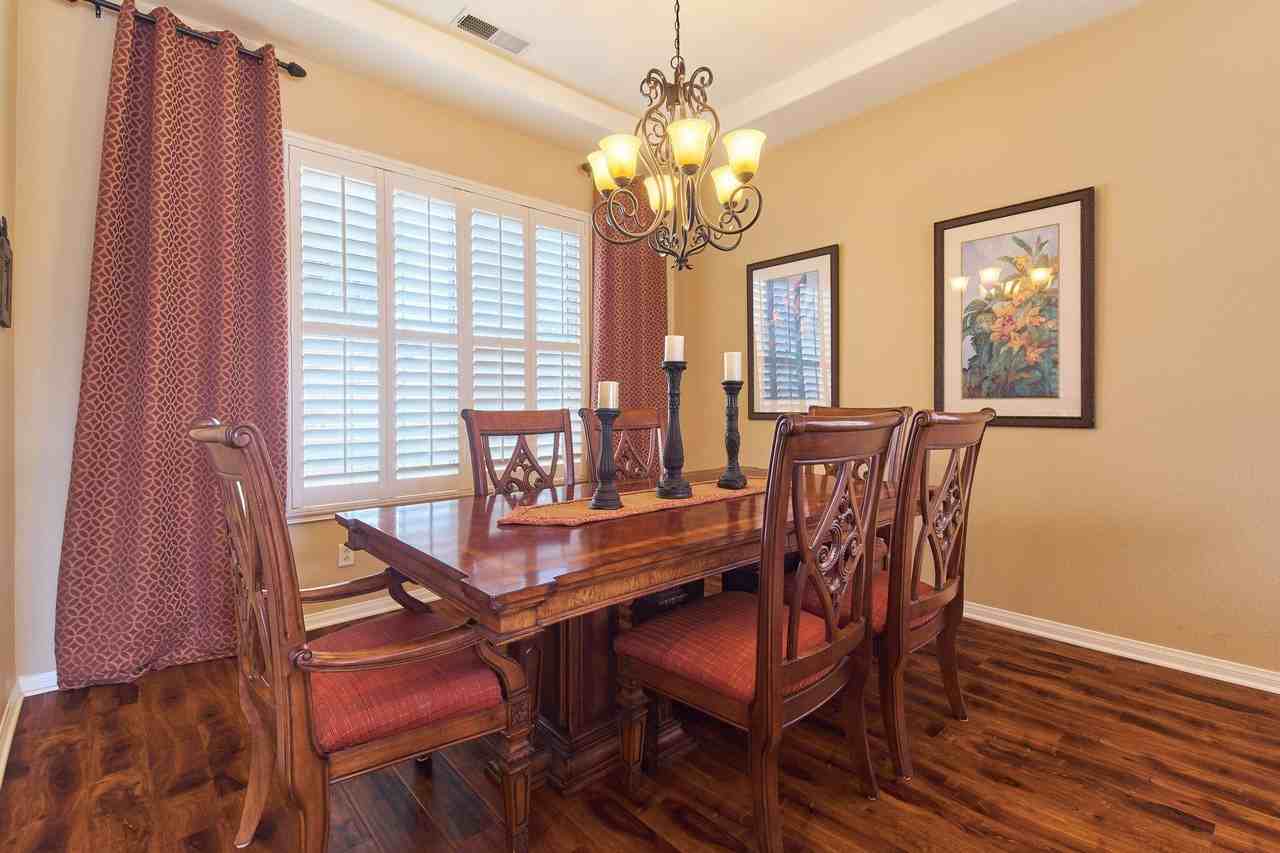 43424 Bordeaux Dr - Photo 6 of 50