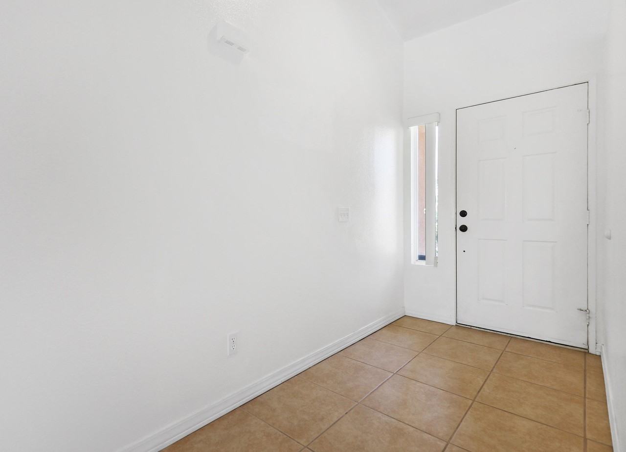 47820 Calle Zafiro - Photo 4 of 44