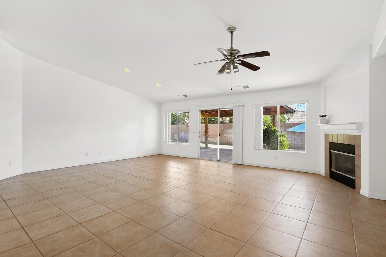 47820 Calle Zafiro - Photo 5 of 44