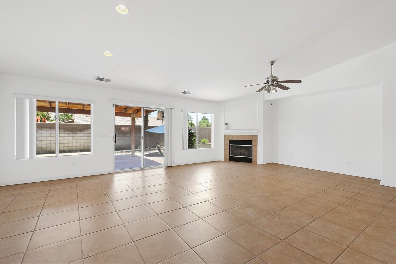47820 Calle Zafiro - Photo 6 of 44