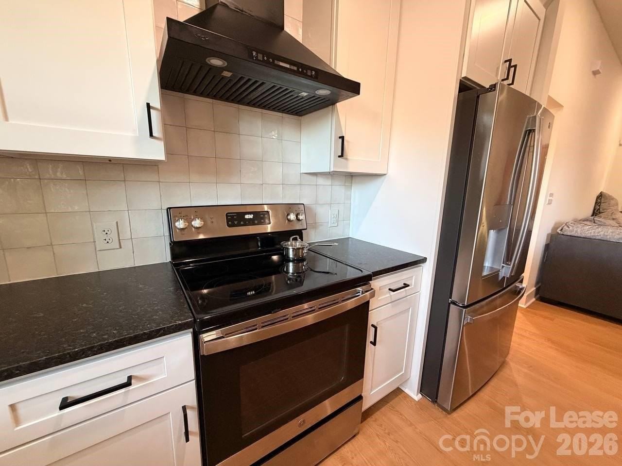 1608 James St - Photo 6 of 19