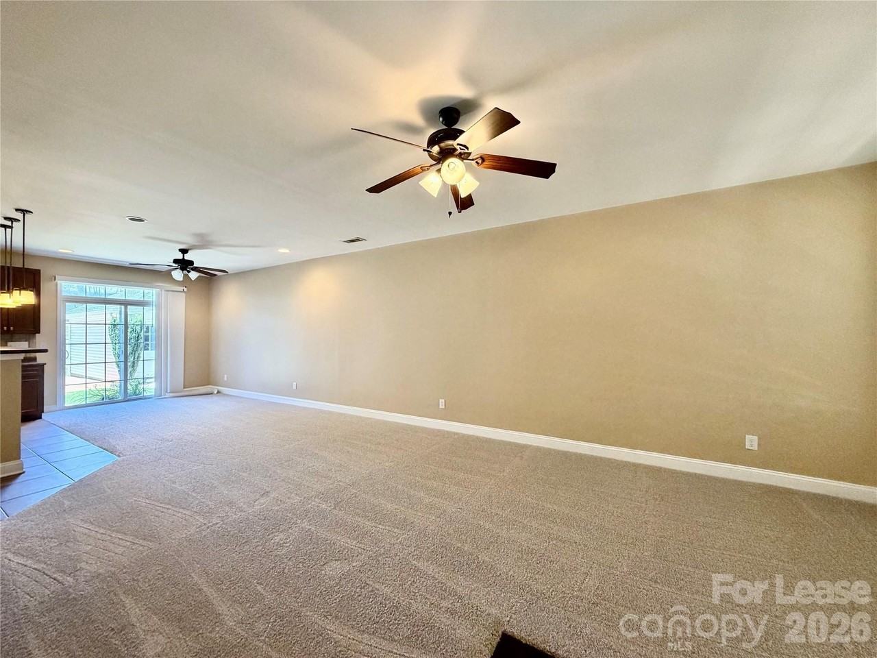 121 Walnut Cove Dr - Photo 7 of 34