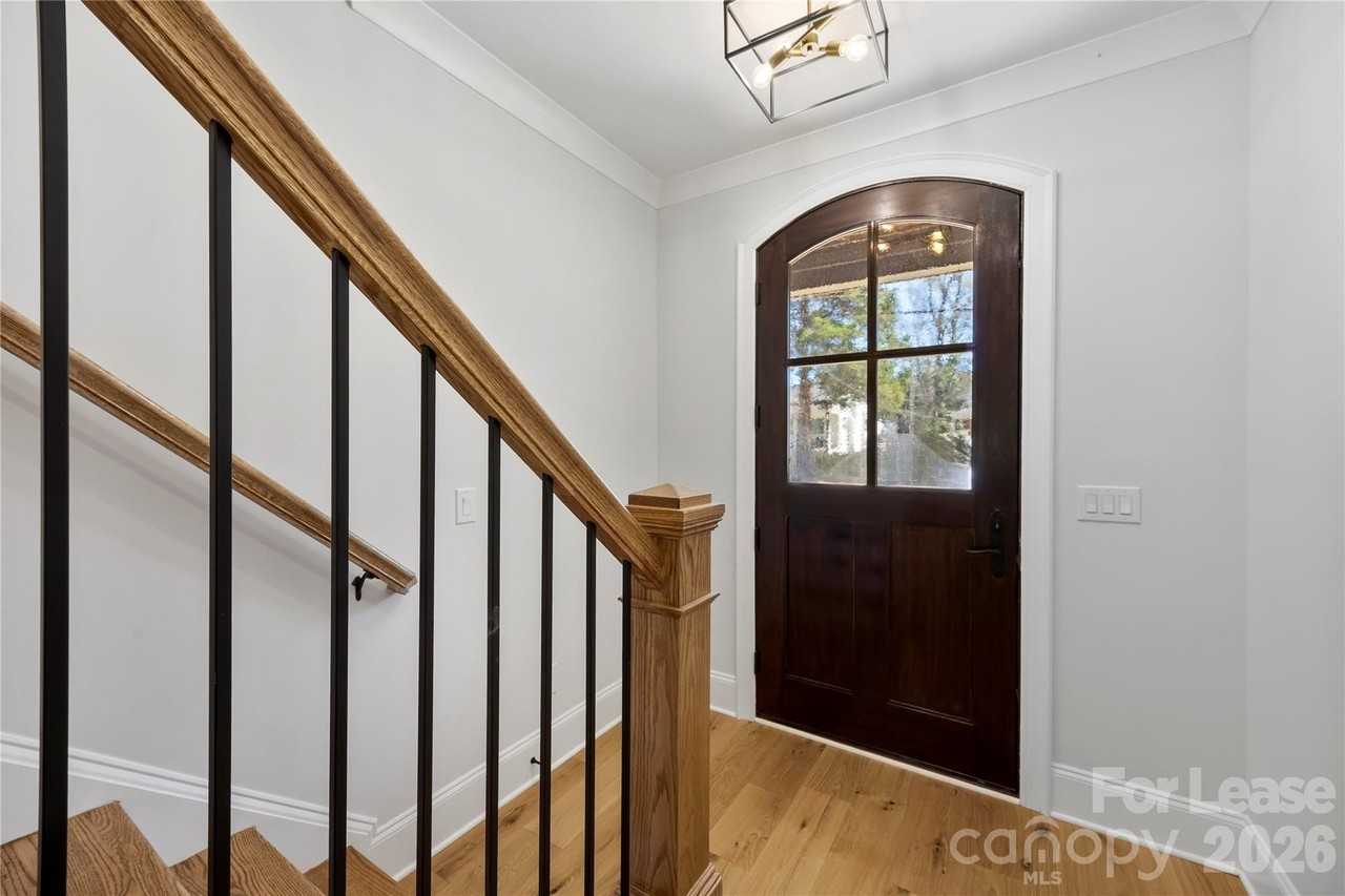 1329 Condon St - Photo 2 of 36