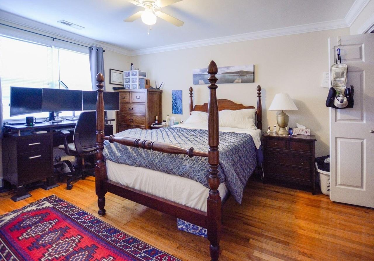 180 Line St #B - Photo 7 of 12