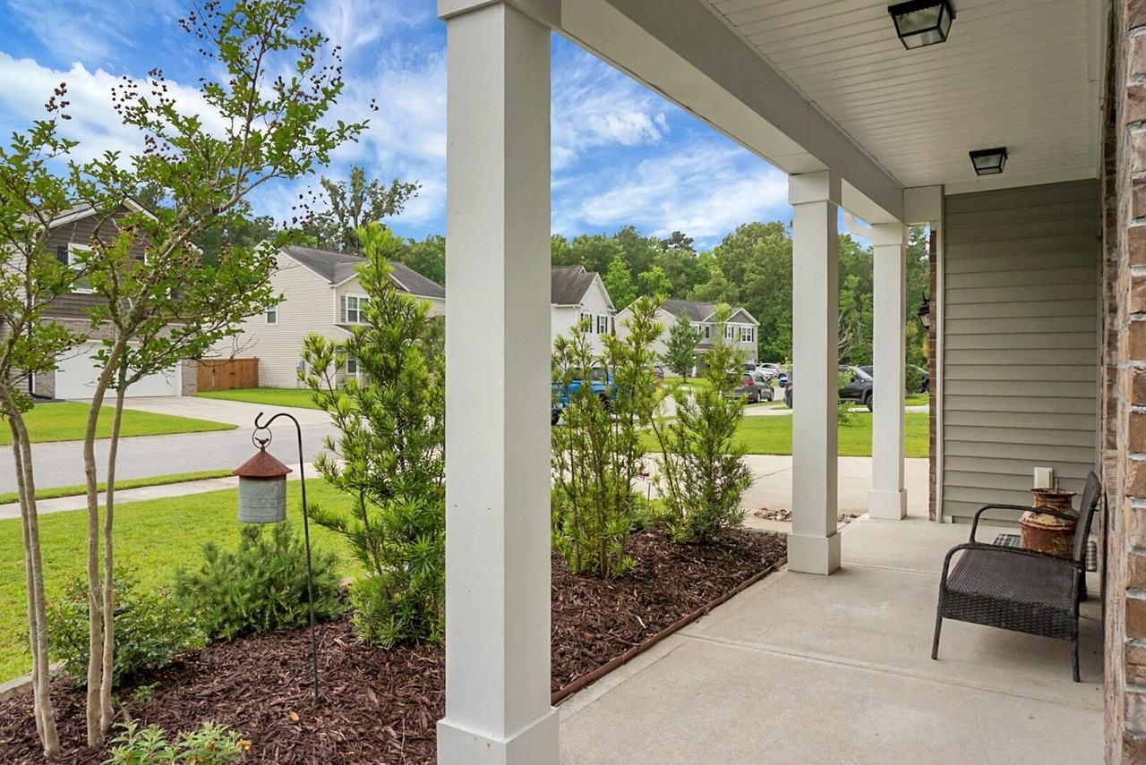 642 Woolum Dr - Photo 6 of 50