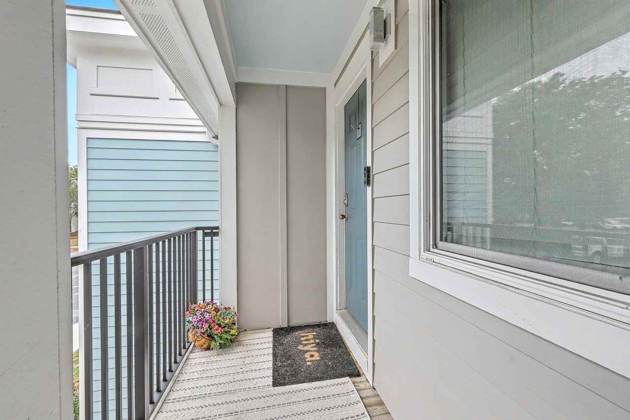 268 Alexandra Dr #7 - Photo 5 of 25