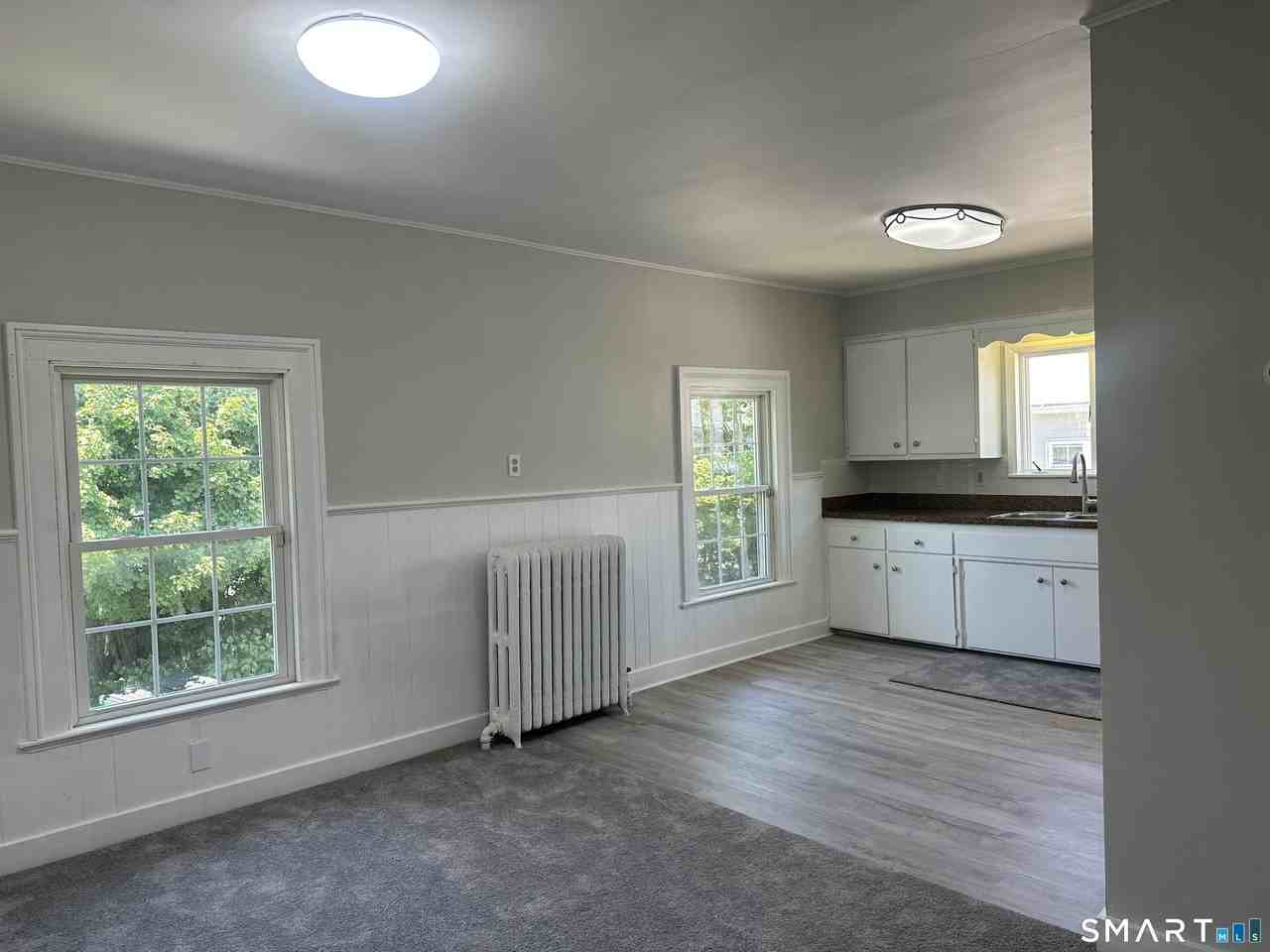 17 Broad St #2ndFLREAR - Photo 4 of 14