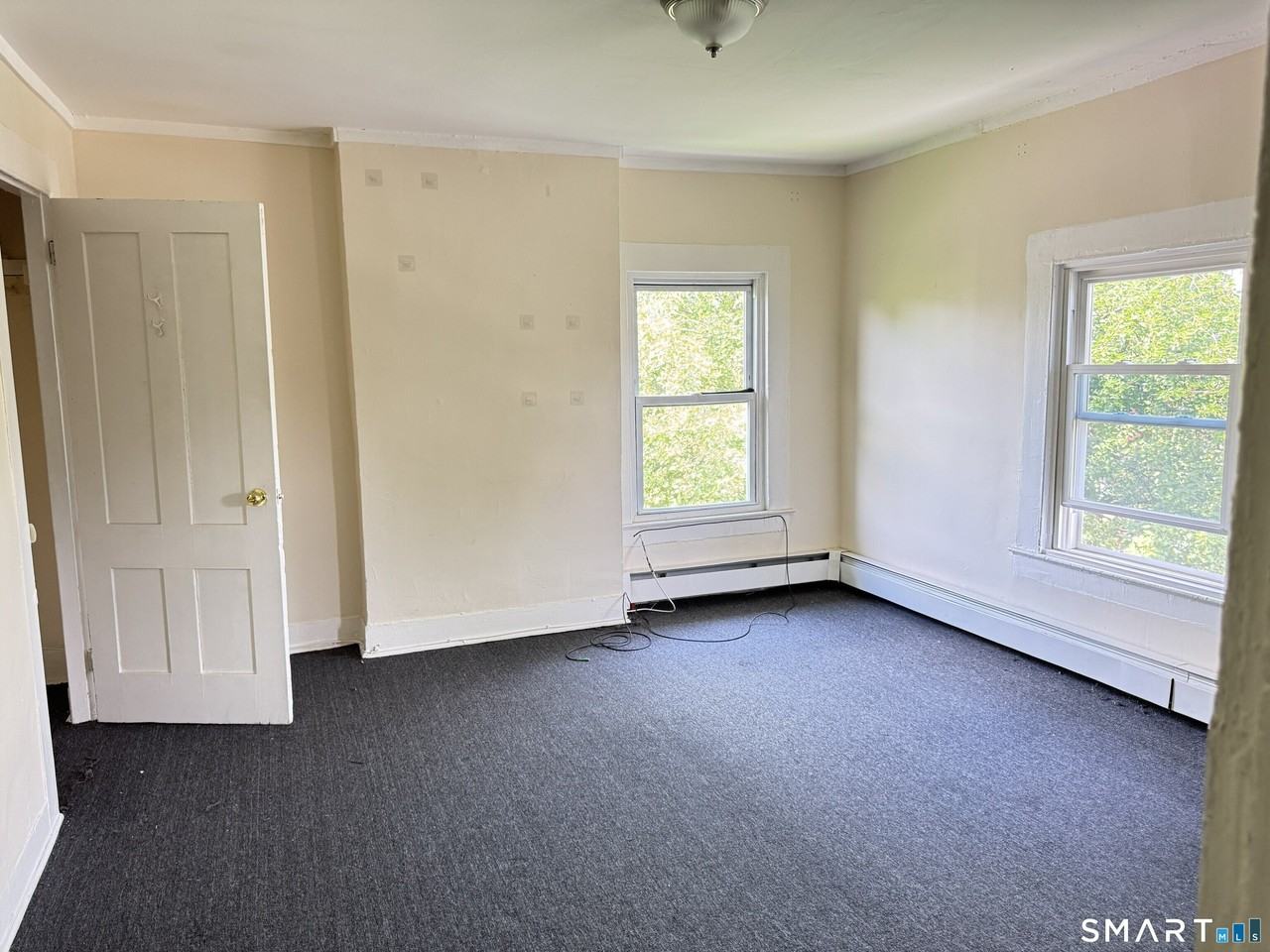 17 Townley St #3 - Photo 3 of 11