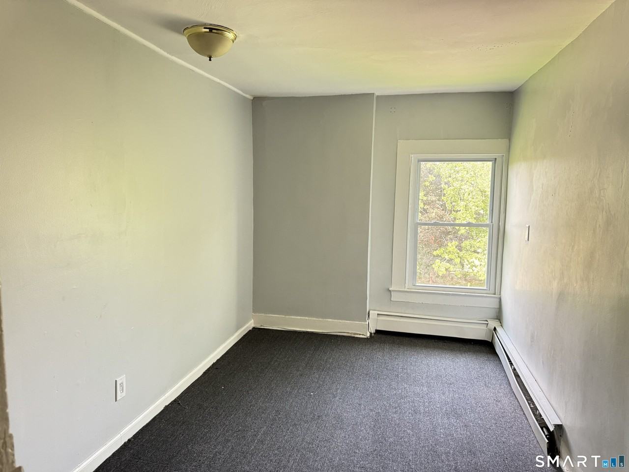 17 Townley St #3 - Photo 4 of 11
