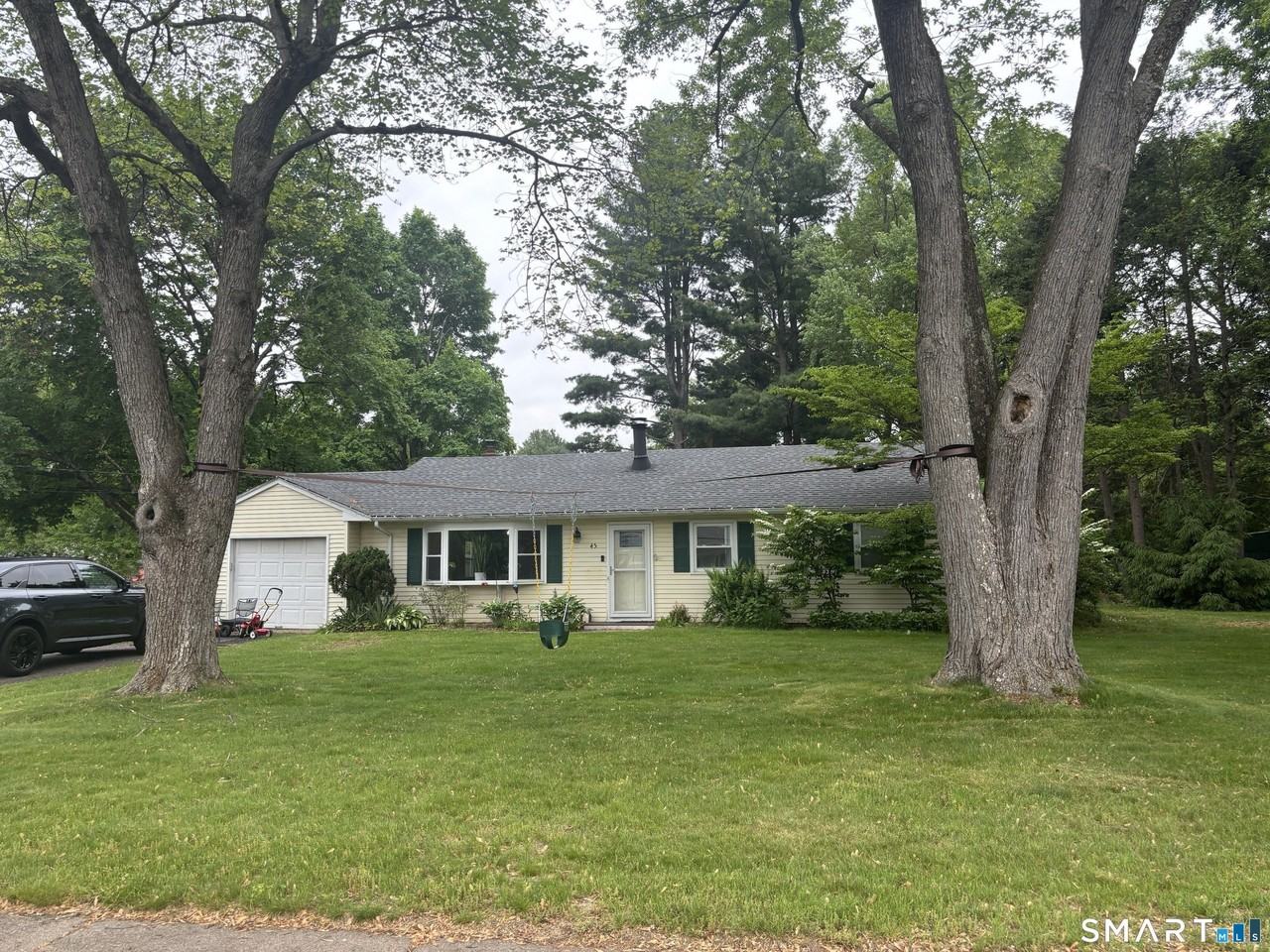 45 Sherman Rd - Photo 2 of 14