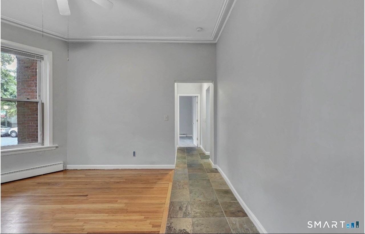 189 Wooster St - Photo 5 of 15