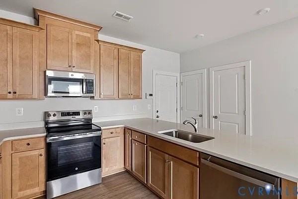 1509 Moore St #A - Photo 3 of 20